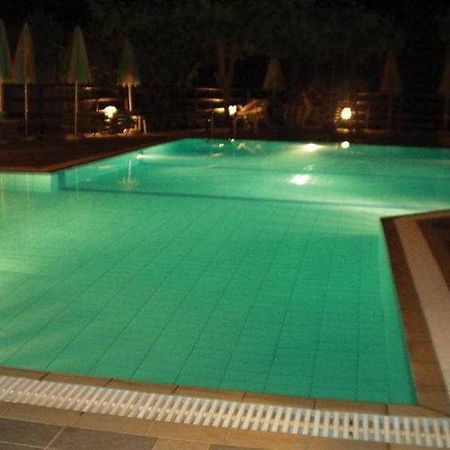 Ormos Atalia Aparthotel Bali  Exteriör bild